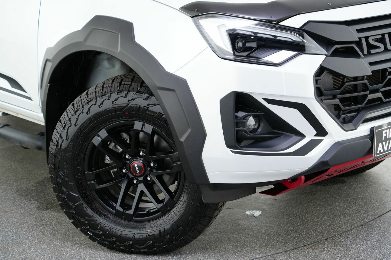 Isuzu D-max image 2