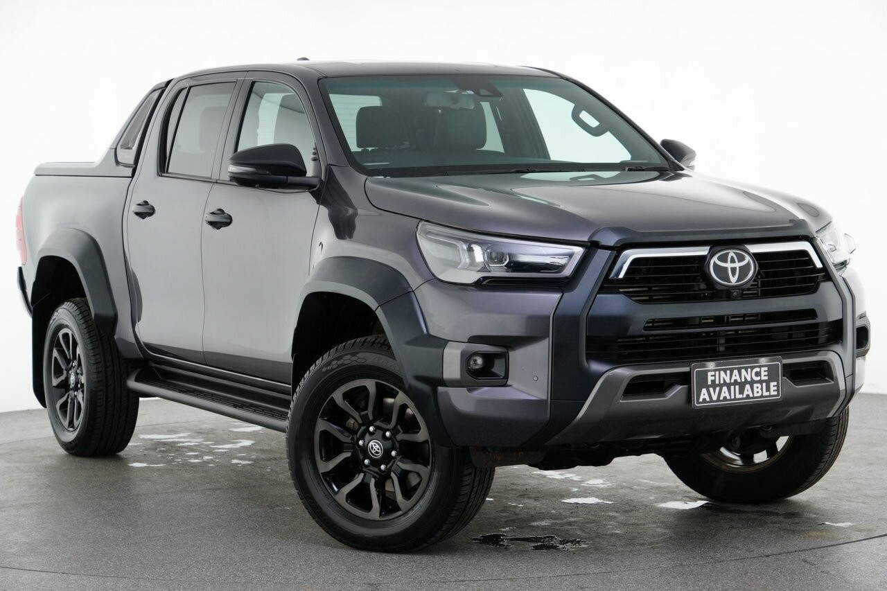 Toyota Hilux image 1