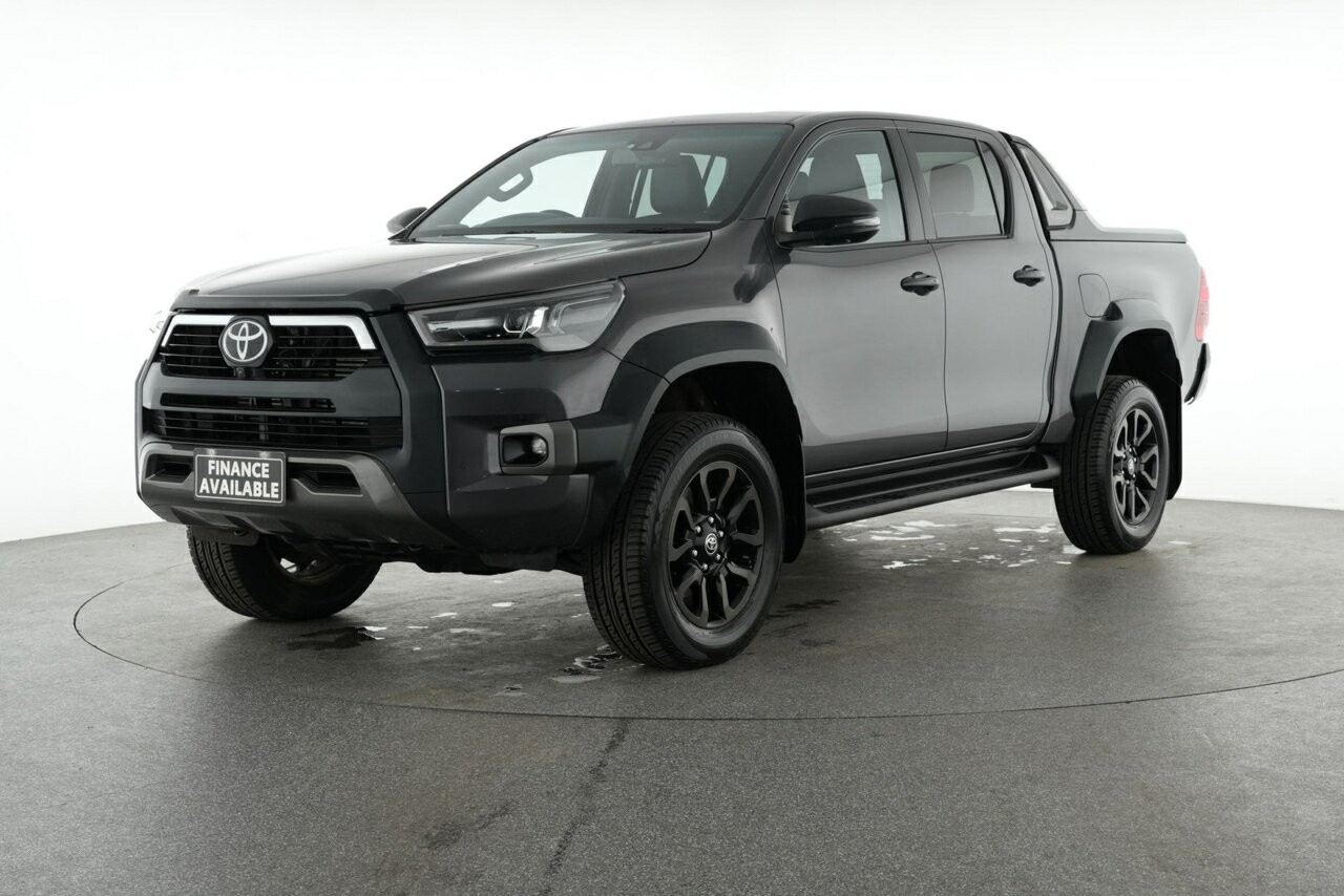 Toyota Hilux image 3