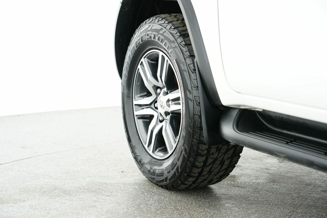 Toyota Fortuner image 4