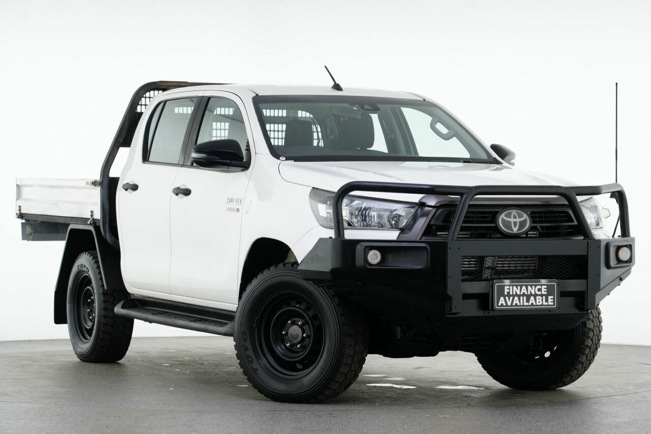 Toyota Hilux image 1