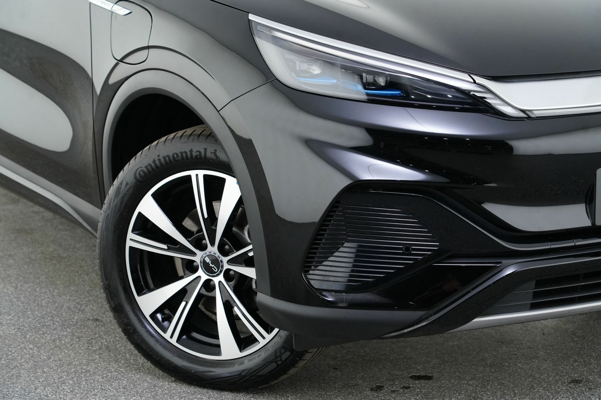 Byd Atto 3 image 2