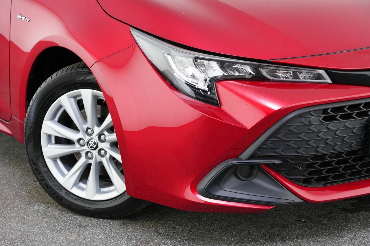 Toyota Corolla image 2