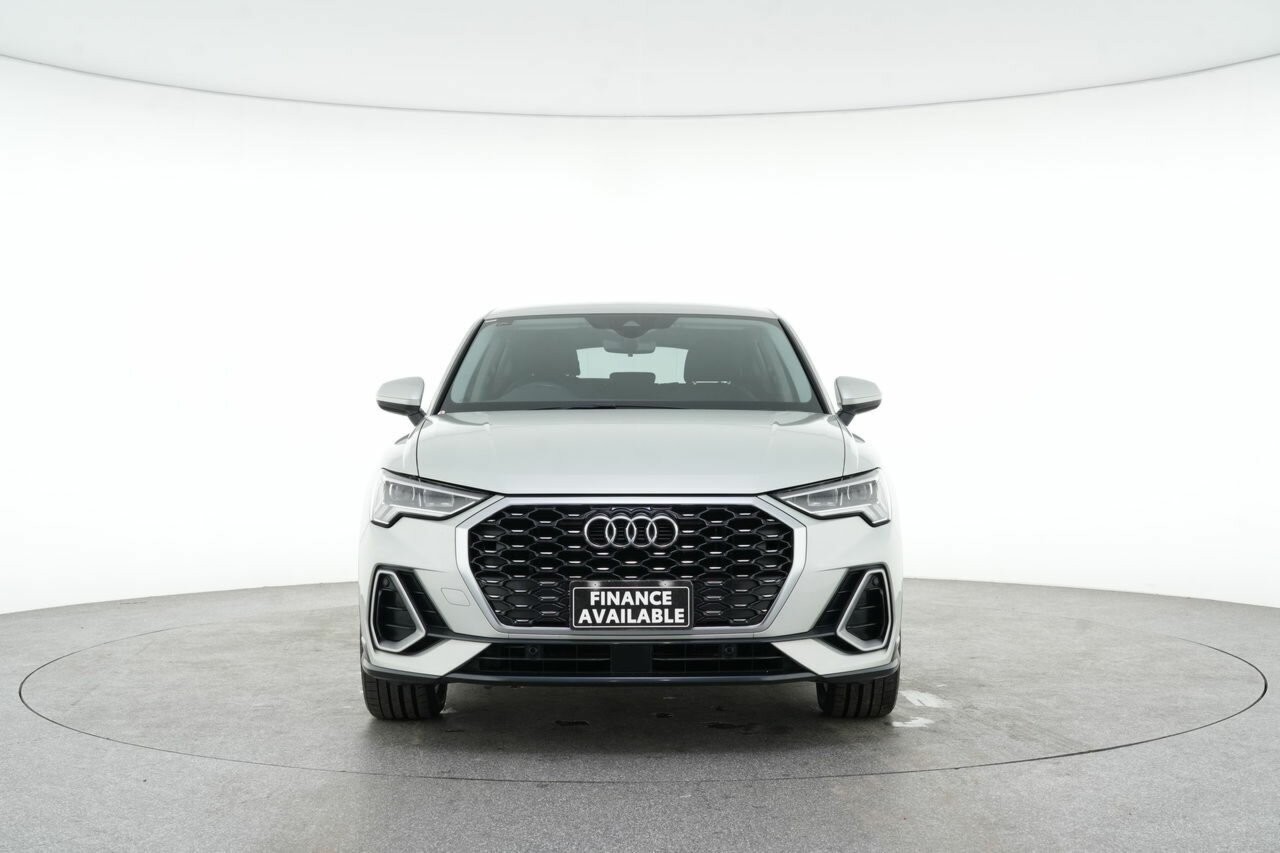 Audi Q3 image 3