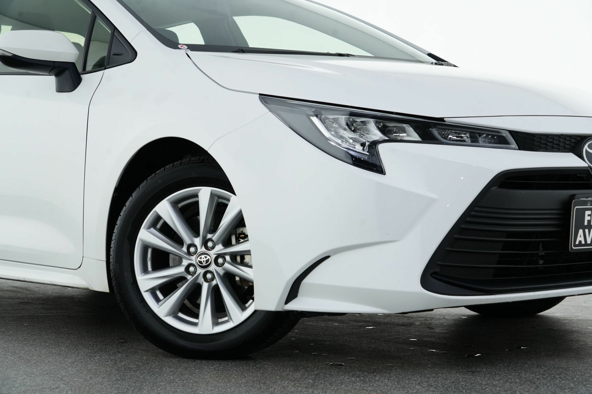 Toyota Corolla image 2
