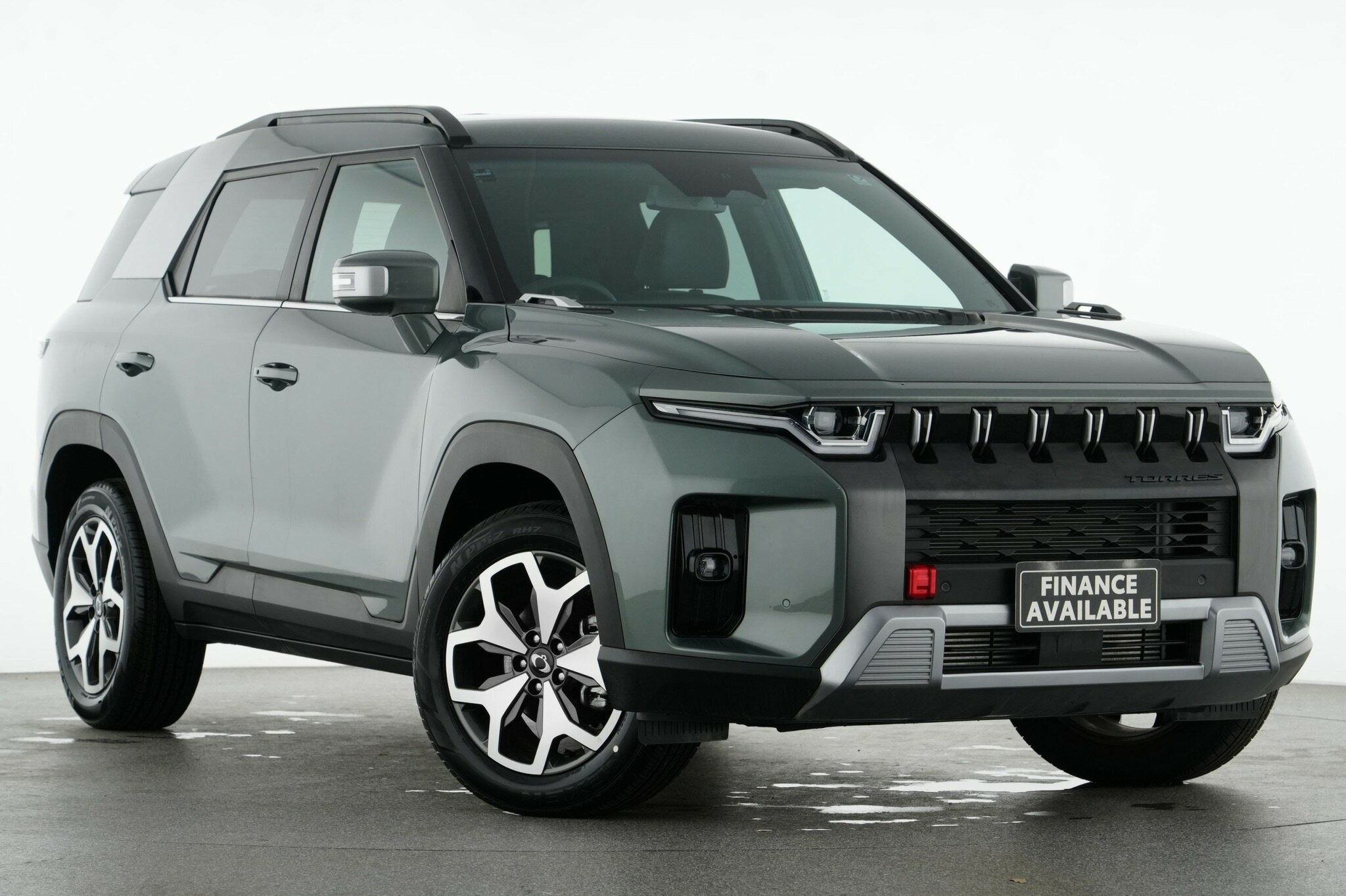 Kgm Ssangyong Torres Adventure image 1