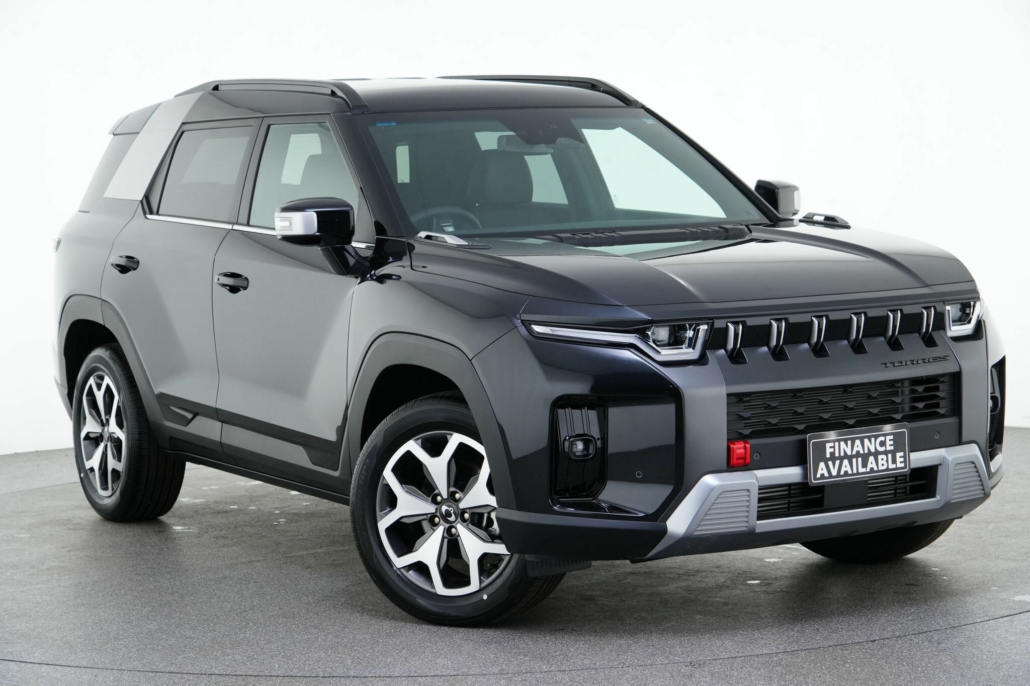 Kgm Ssangyong Torres image 1