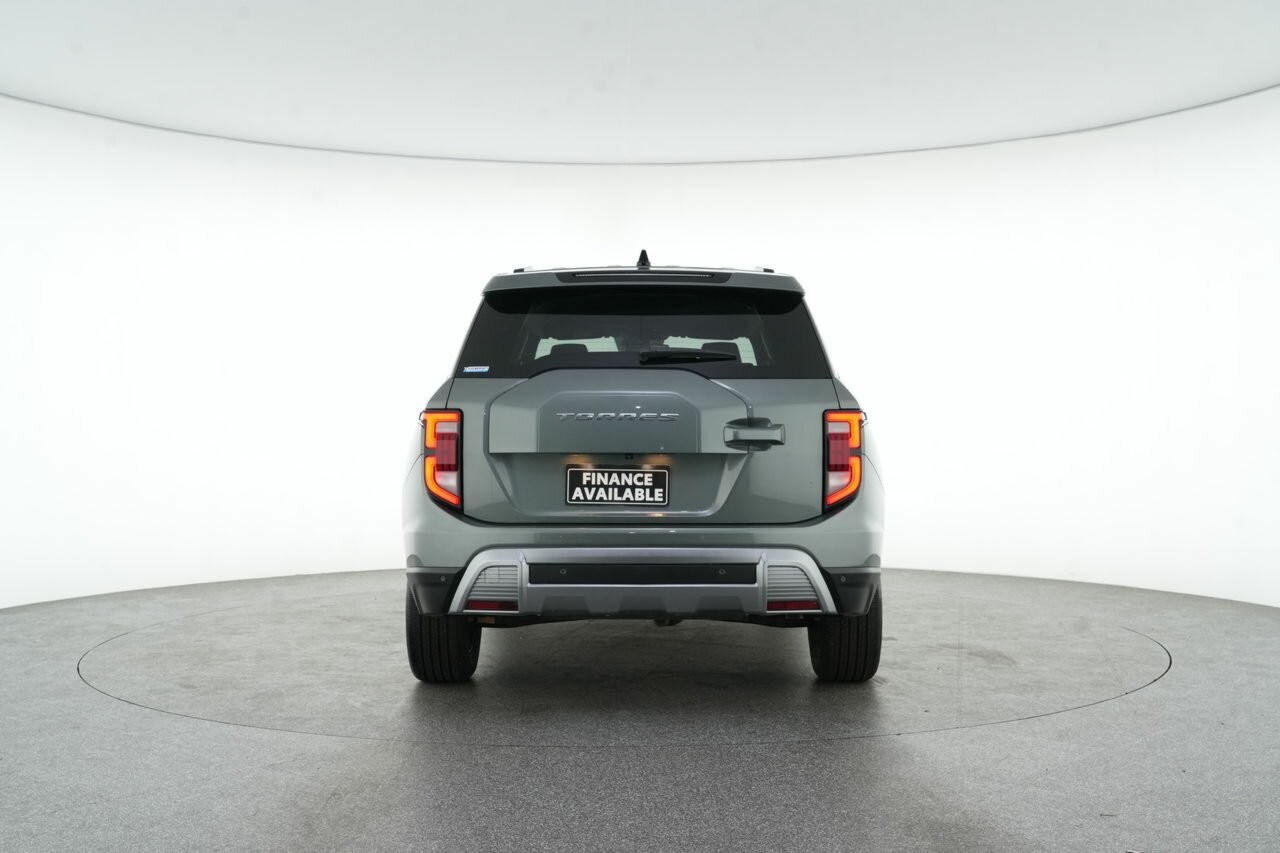Kgm Ssangyong Torres Adventure image 3