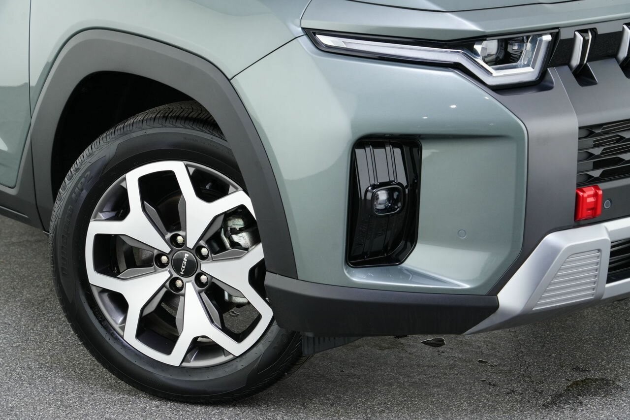 Kgm Ssangyong Torres Adventure image 2