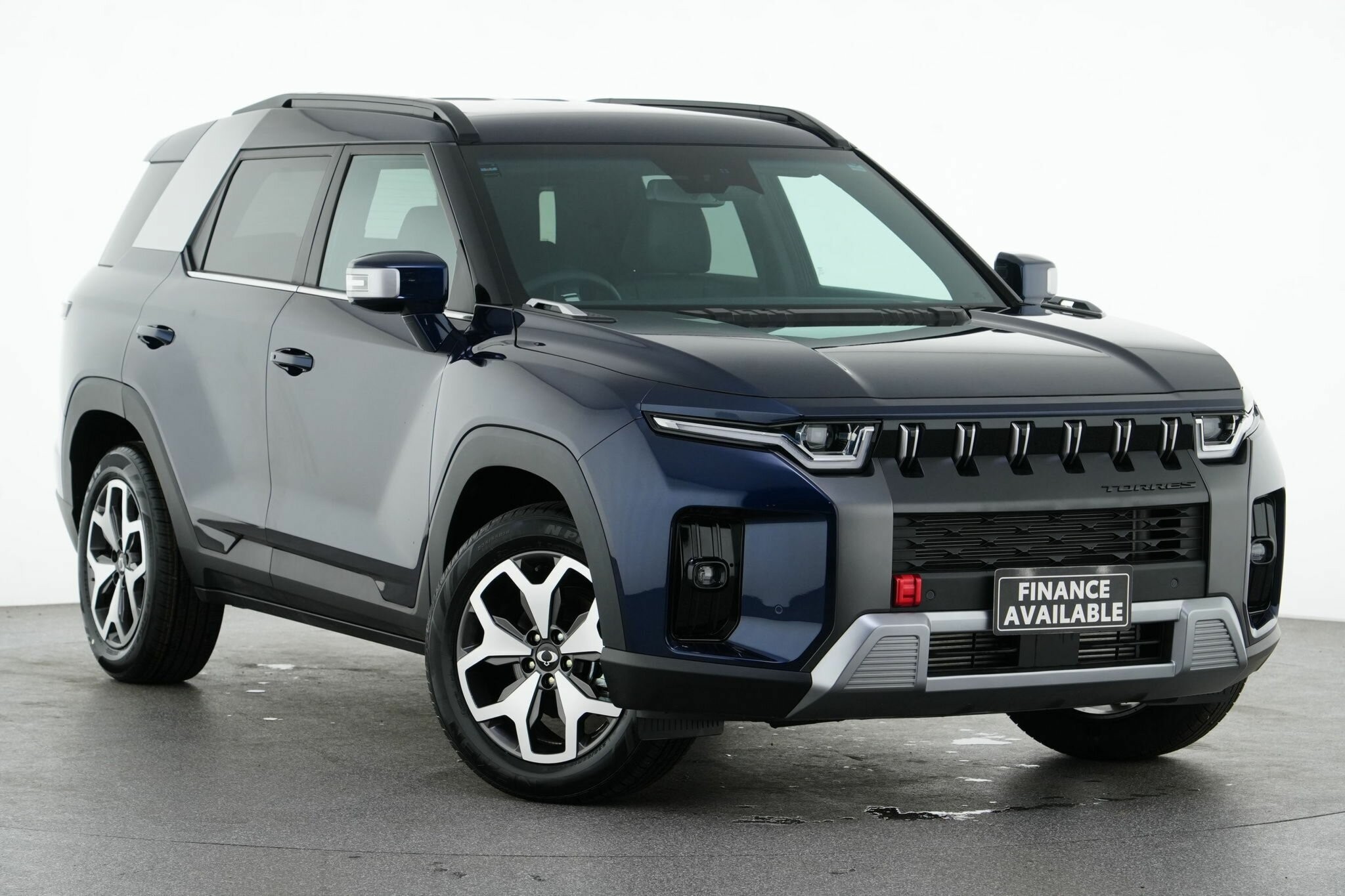 Kgm Ssangyong Torres image 1