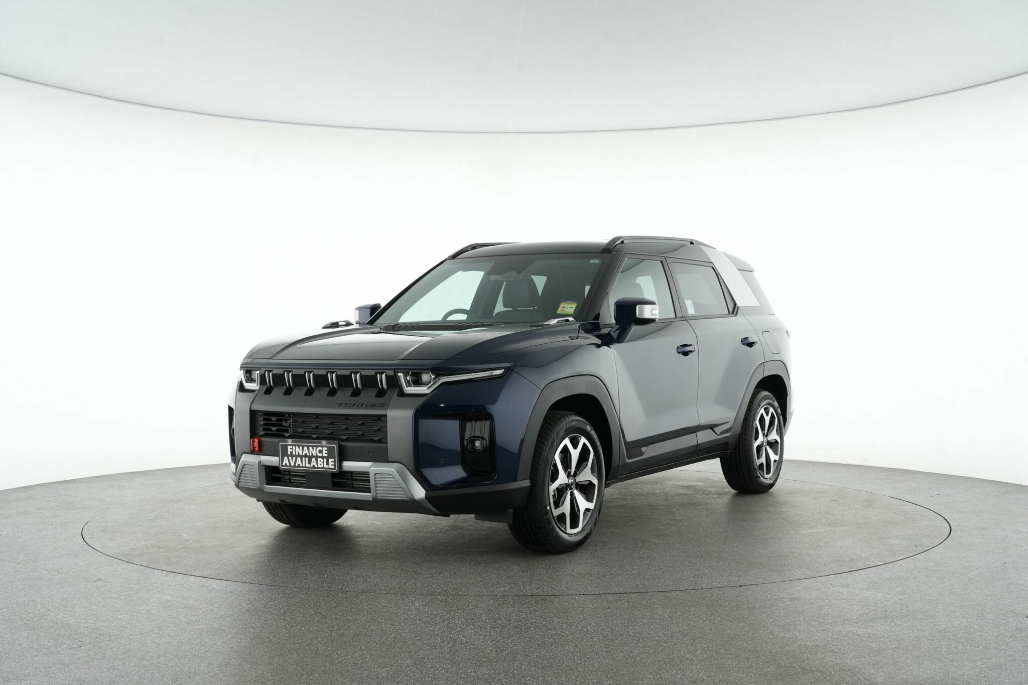 Kgm Ssangyong Torres image 4