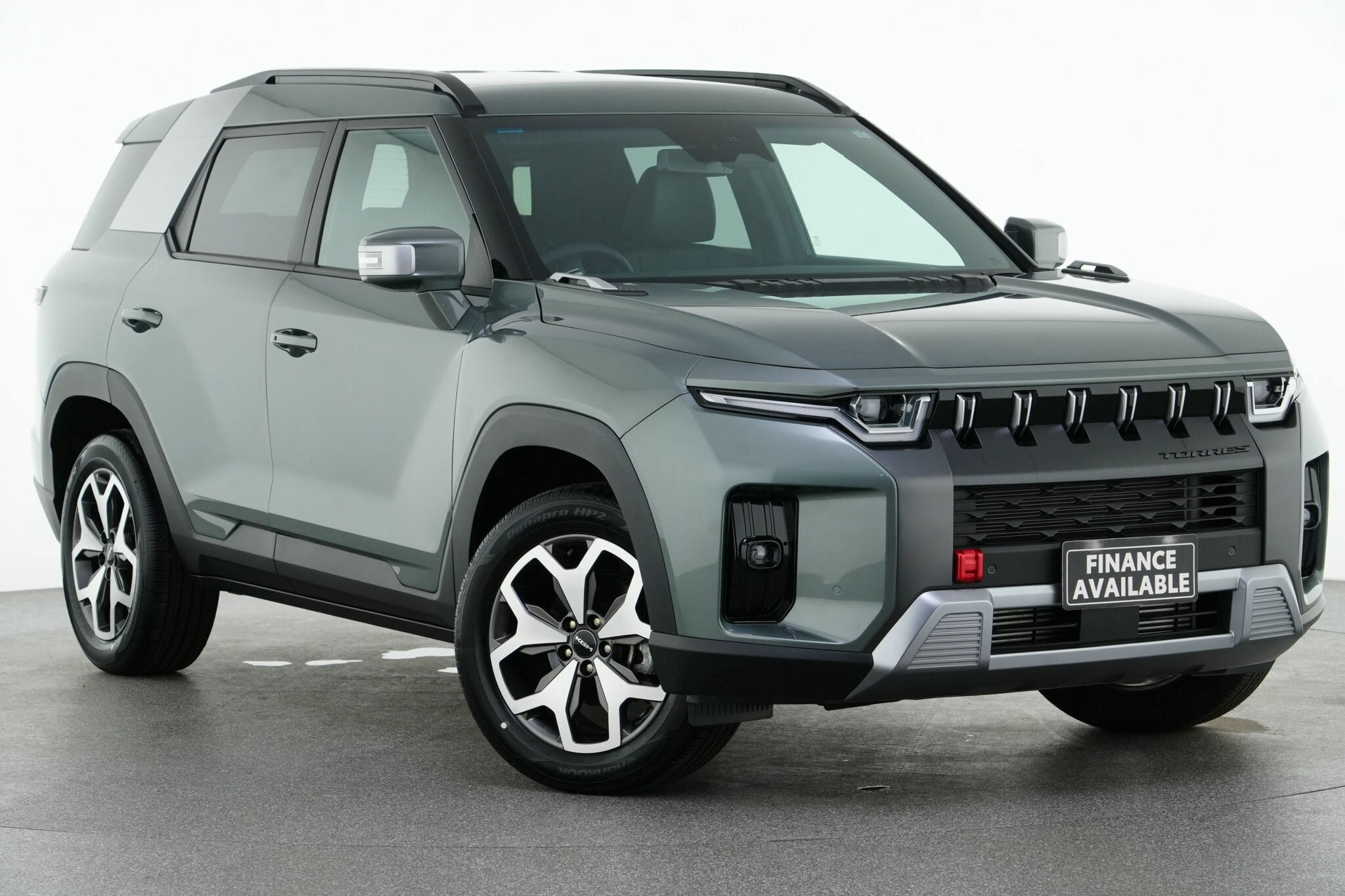Kgm Ssangyong Torres image 1