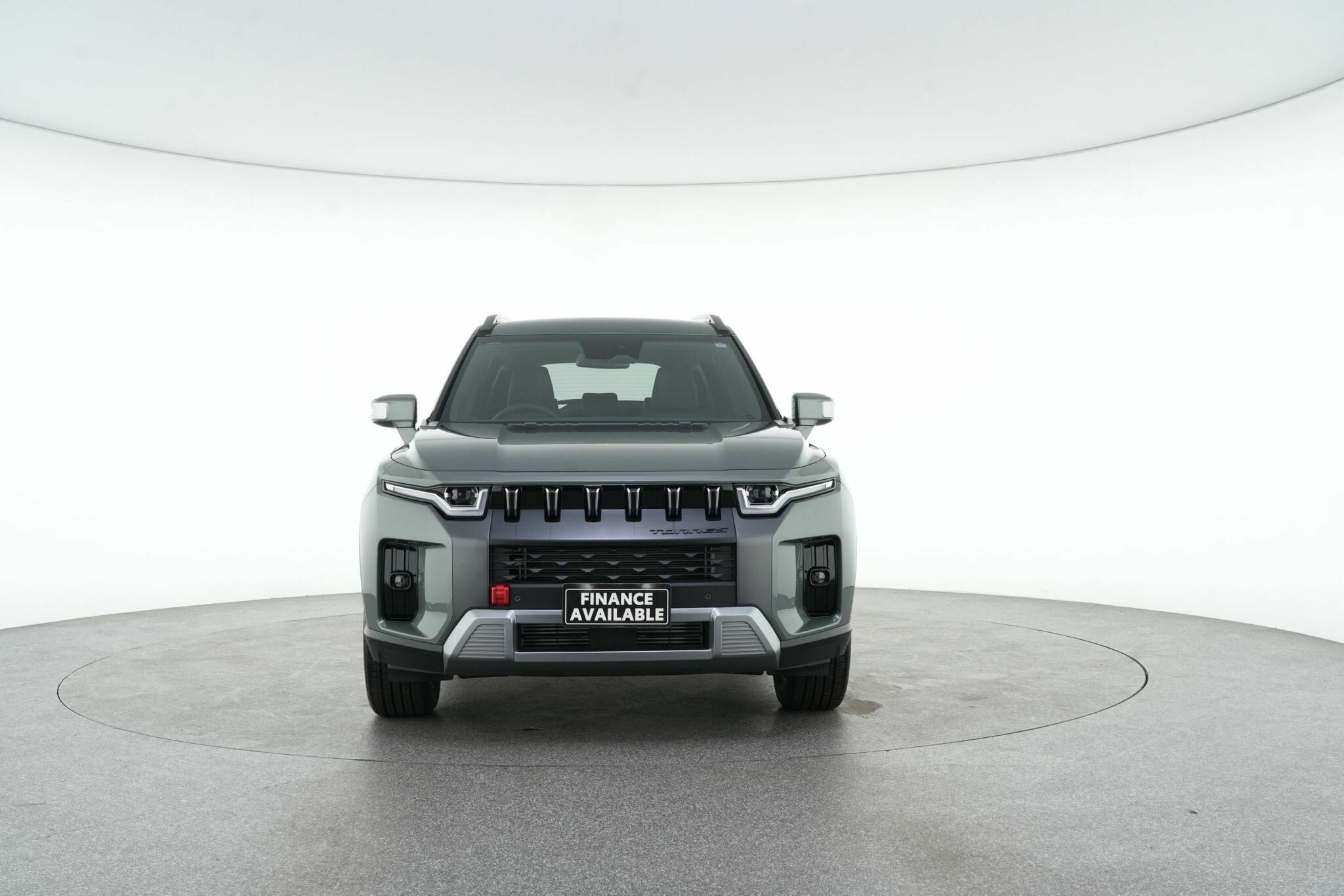 Kgm Ssangyong Torres image 3