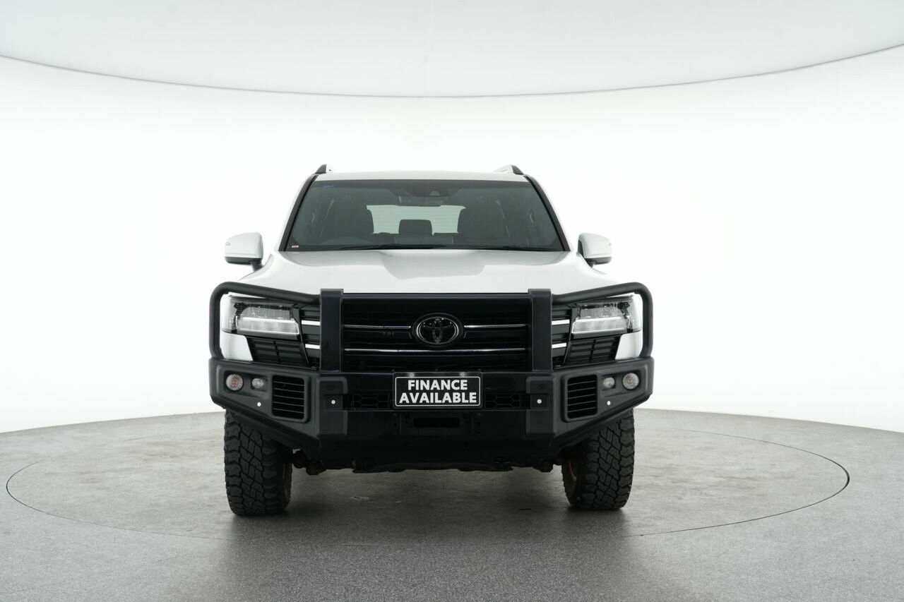 Toyota Landcruiser image 3