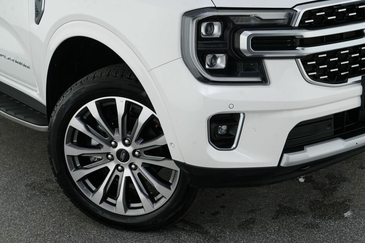 Ford Everest image 2