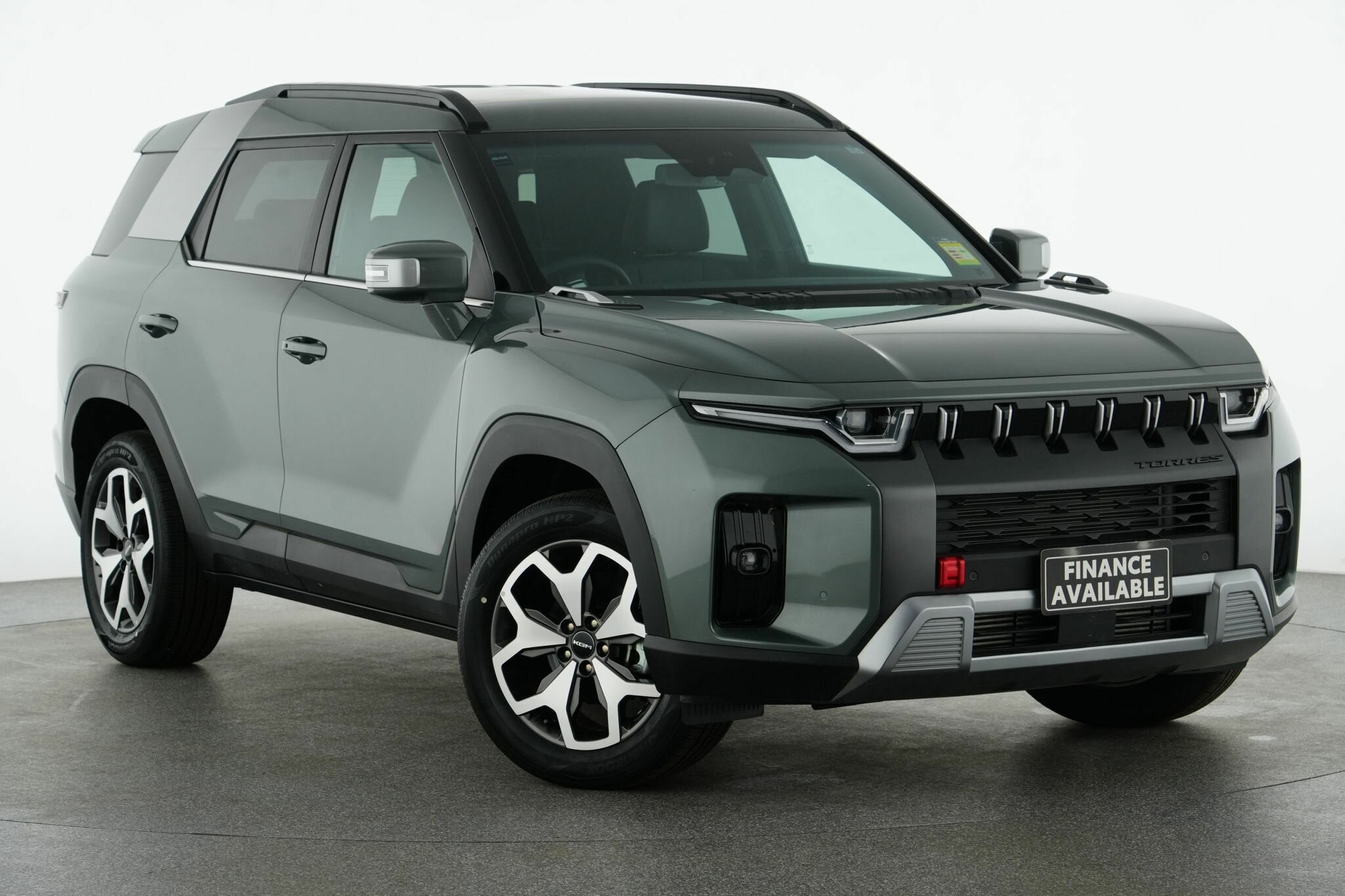 Kgm Ssangyong Torres image 1