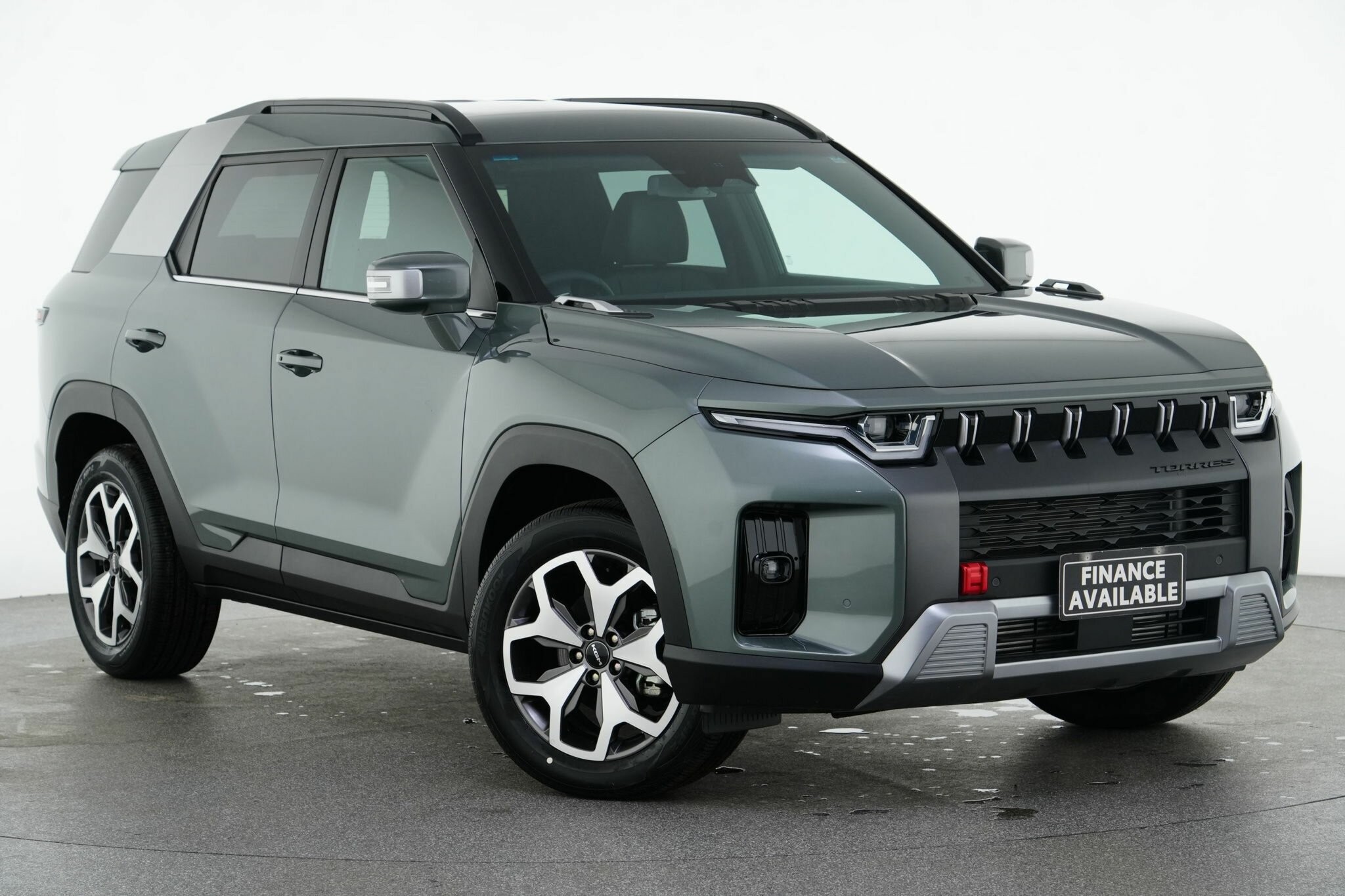 Kgm Ssangyong Torres image 1