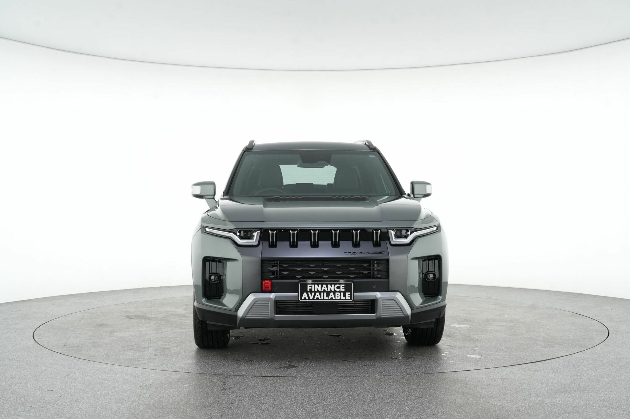 Kgm Ssangyong Torres image 3