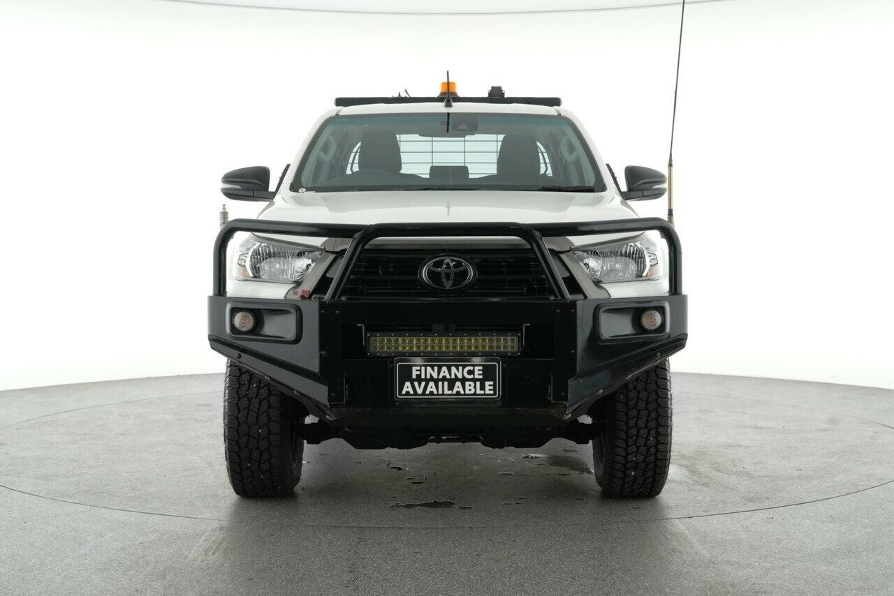 Toyota Hilux image 3