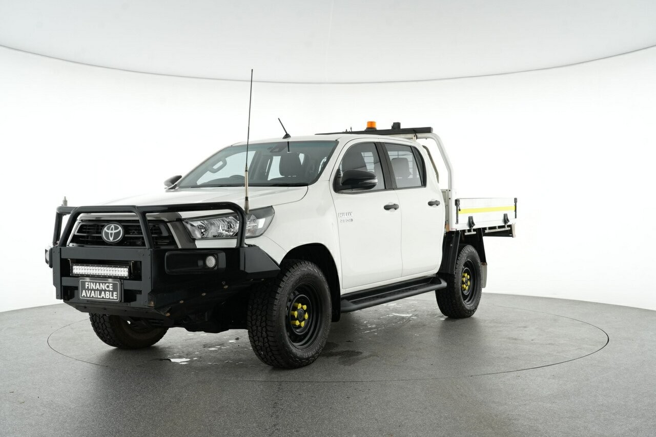 Toyota Hilux image 4