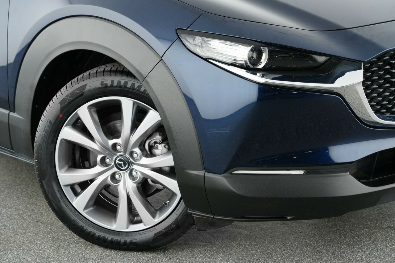 Mazda Cx-30 image 2