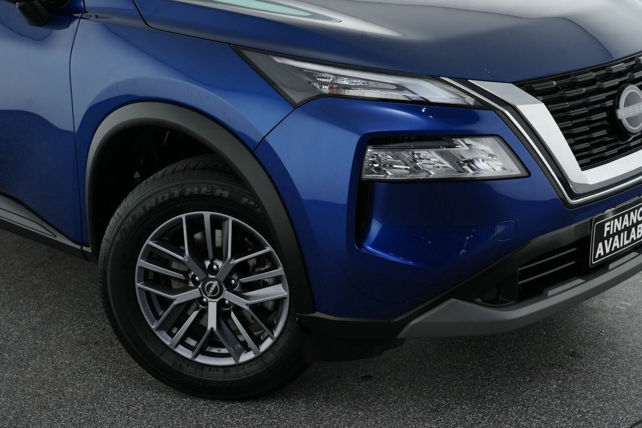 Nissan X-trail image 2