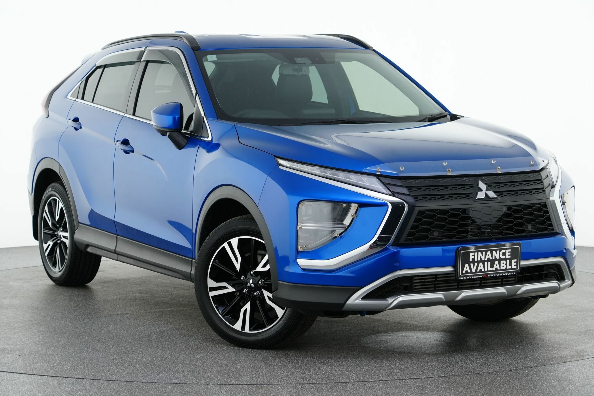 Mitsubishi Eclipse Cross image 1