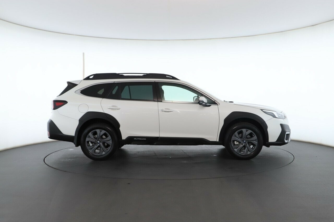 Subaru Outback image 3