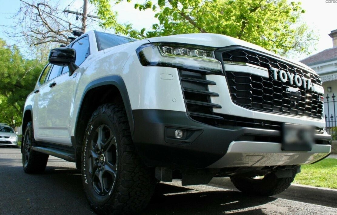 Toyota Landcruiser image 3