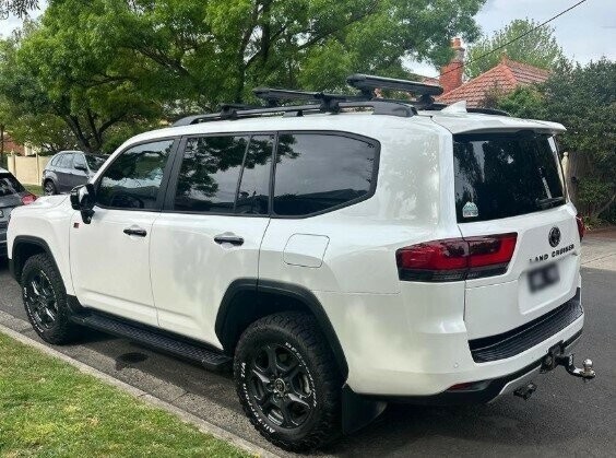 Toyota Landcruiser image 4