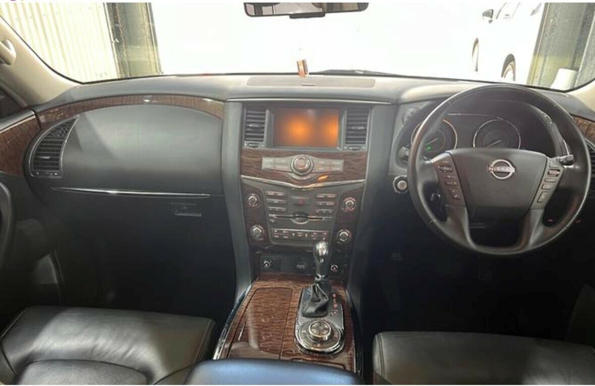 Nissan Patrol image 2