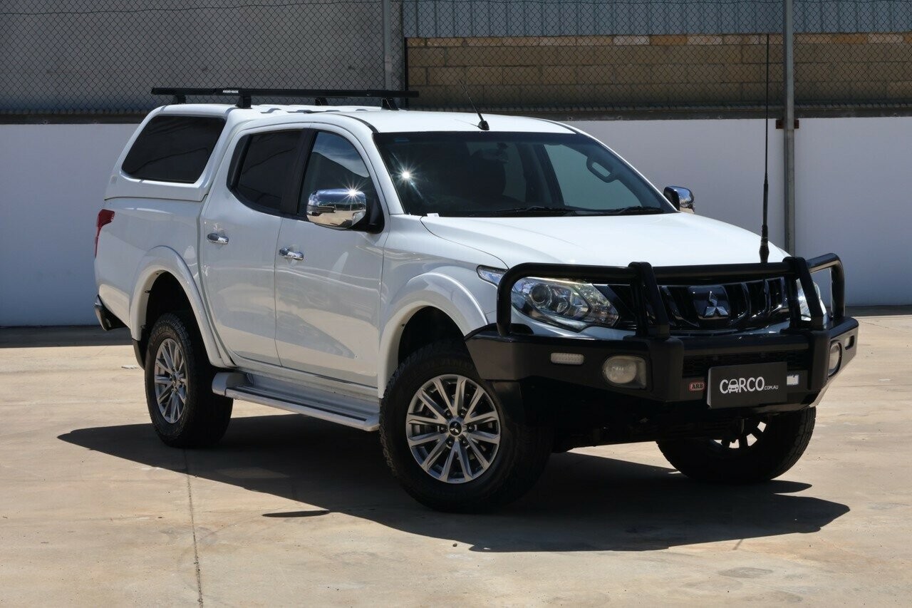 Mitsubishi Triton image 1