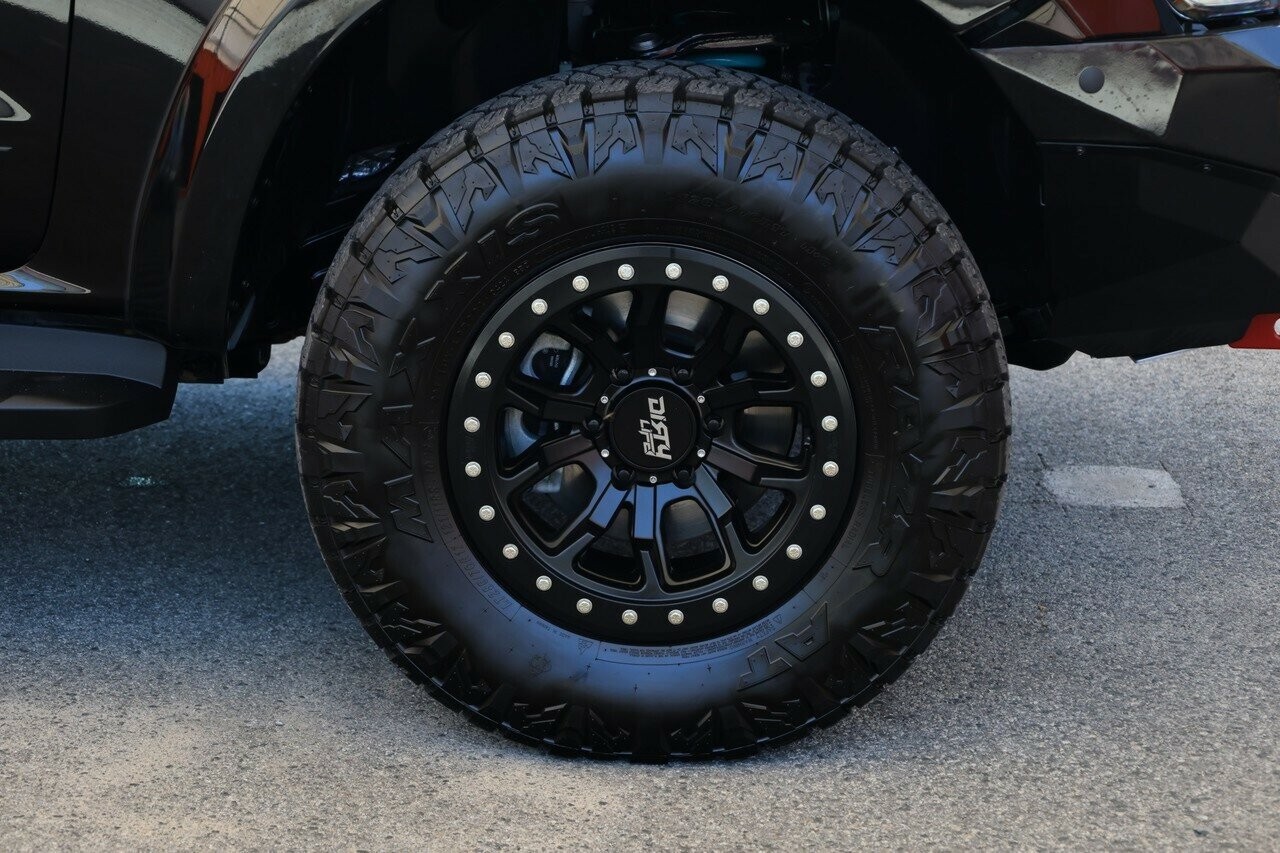 Ford Everest image 4