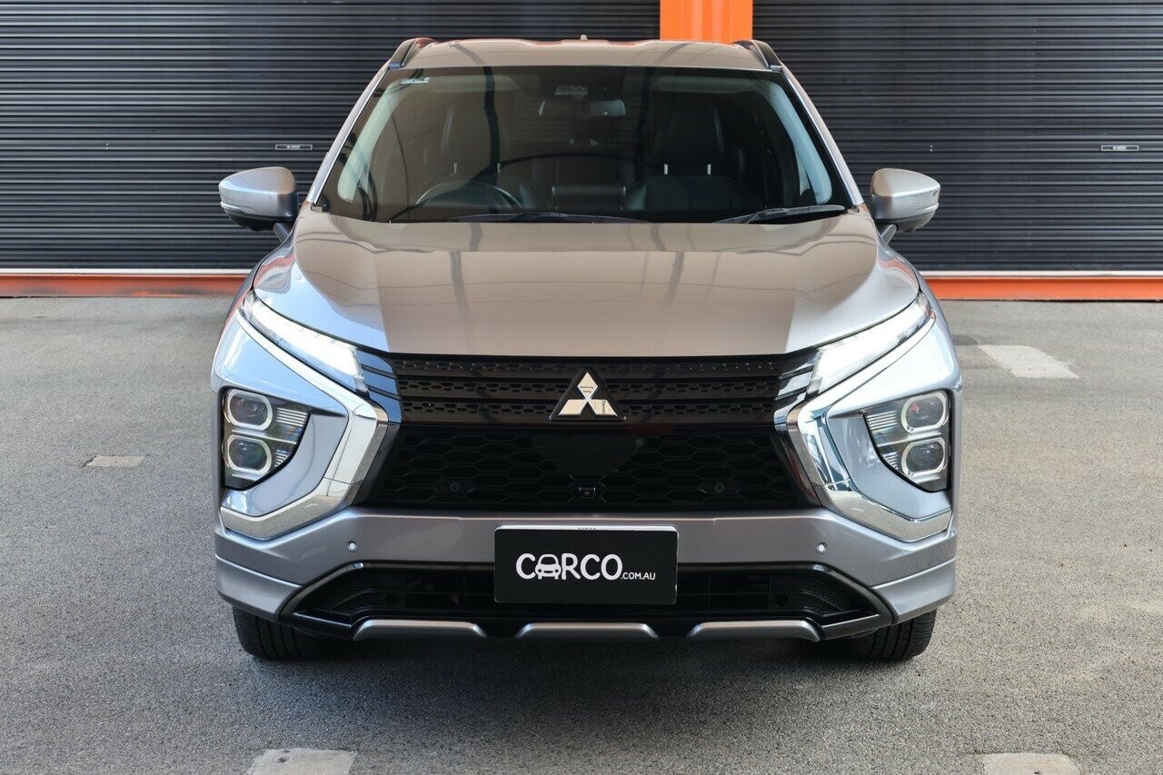 Mitsubishi Eclipse Cross image 4