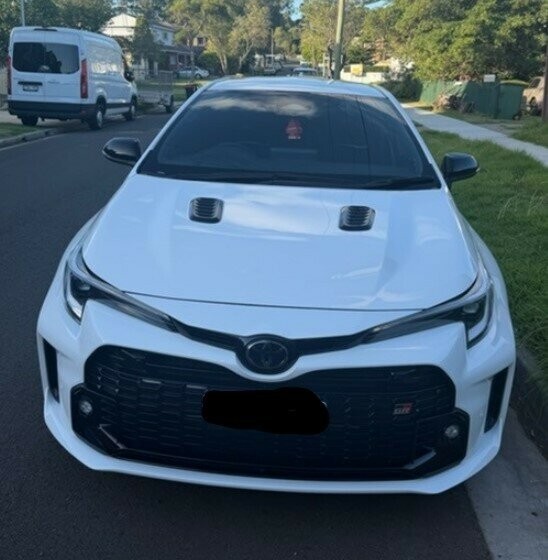 Toyota Corolla image 2