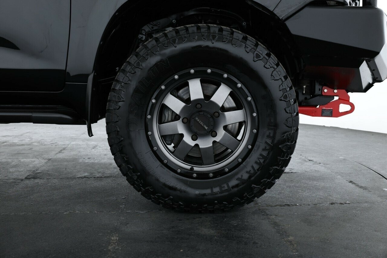 Toyota Landcruiser image 4