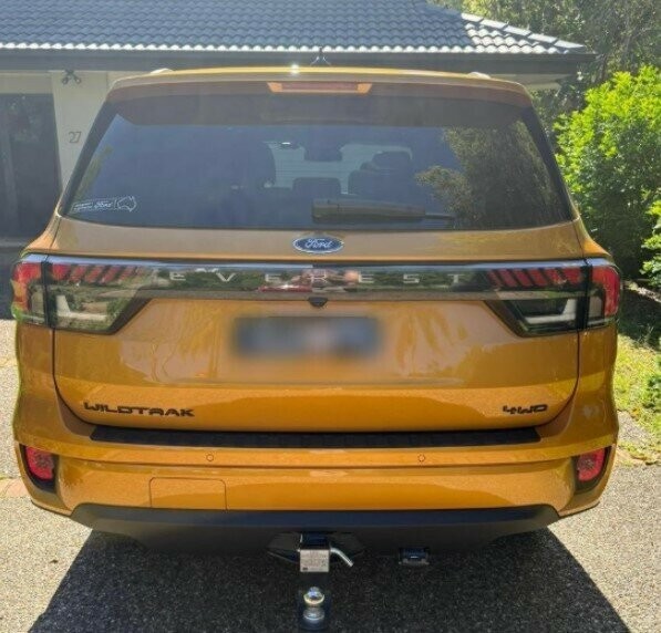 Ford Everest image 4