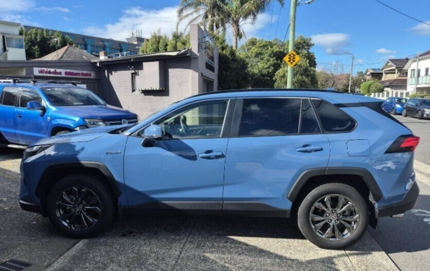 Toyota Rav4 image 1