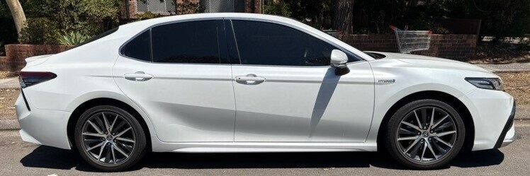 Toyota Camry image 2