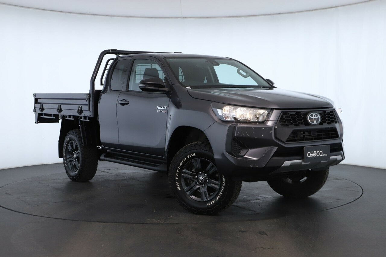Toyota Hilux image 1