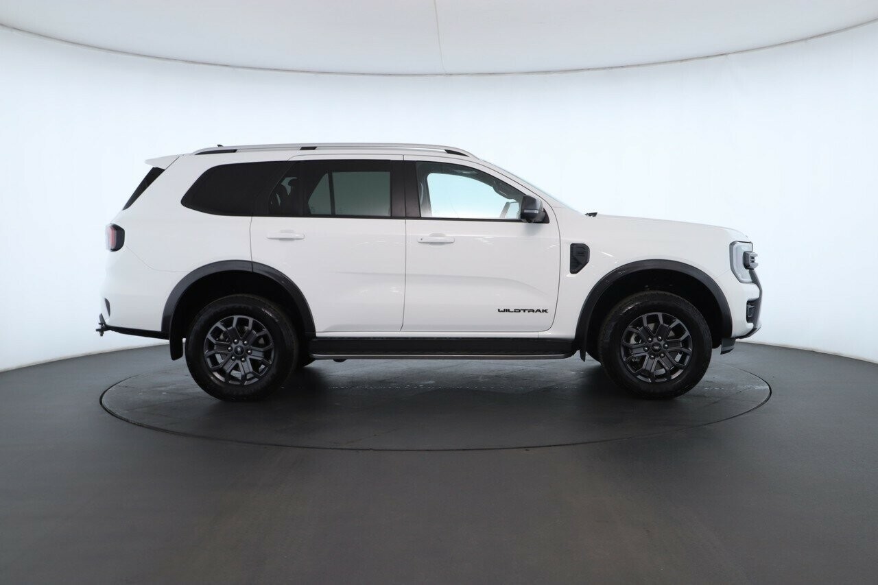 Ford Everest image 3