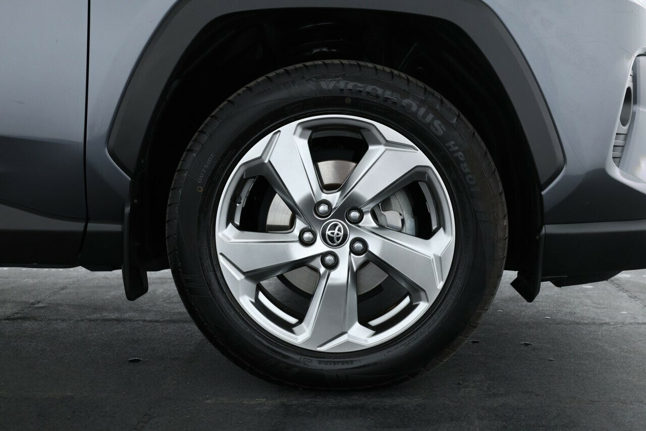 Toyota Rav4 image 4
