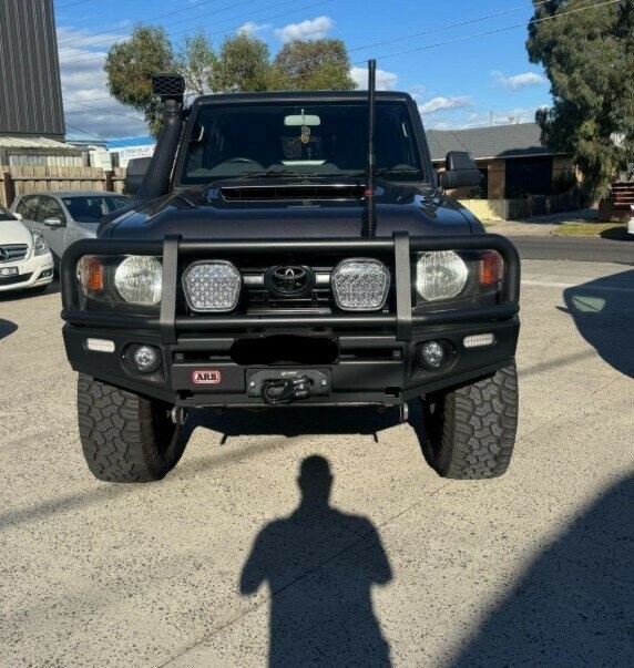 Toyota Landcruiser image 3