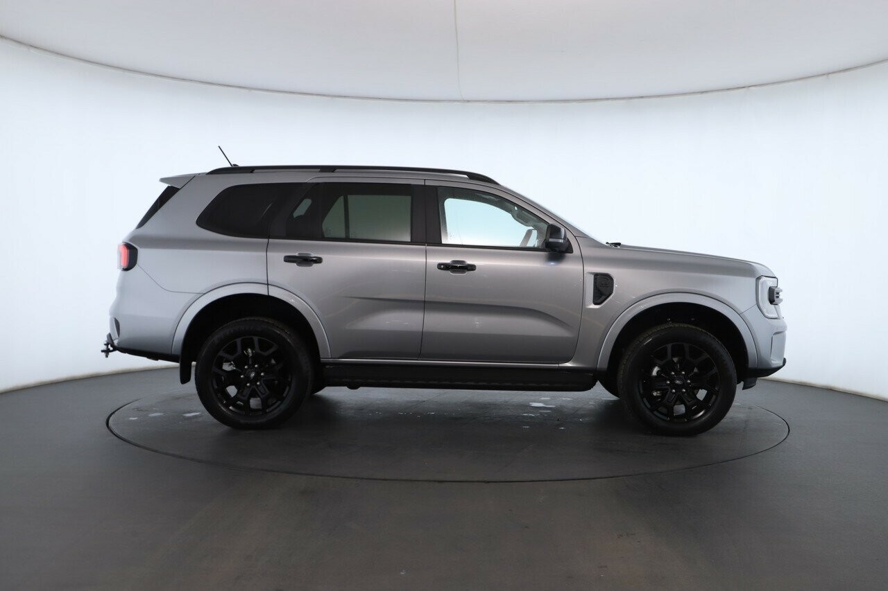 Ford Everest image 3