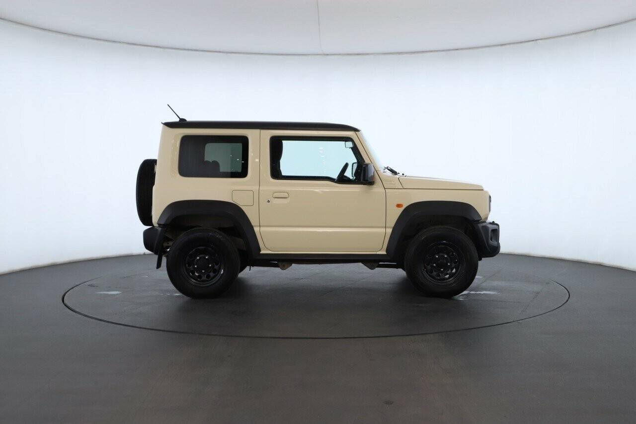 Suzuki Jimny image 3