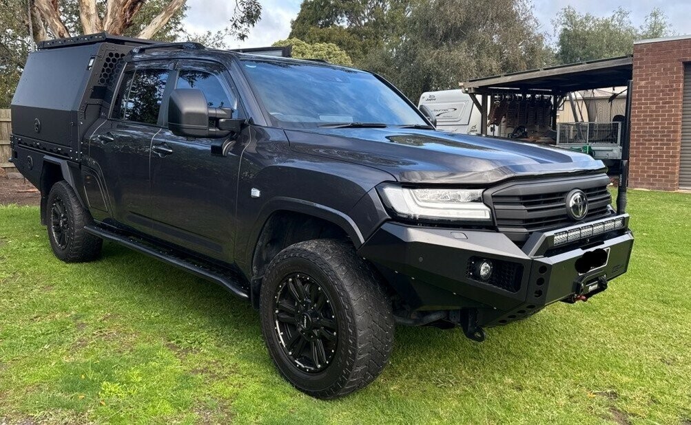 Toyota Landcruiser image 1