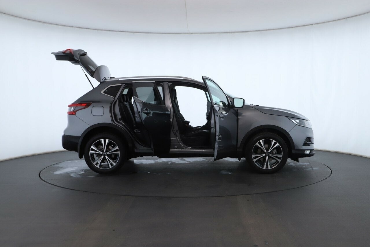 Nissan Qashqai image 2