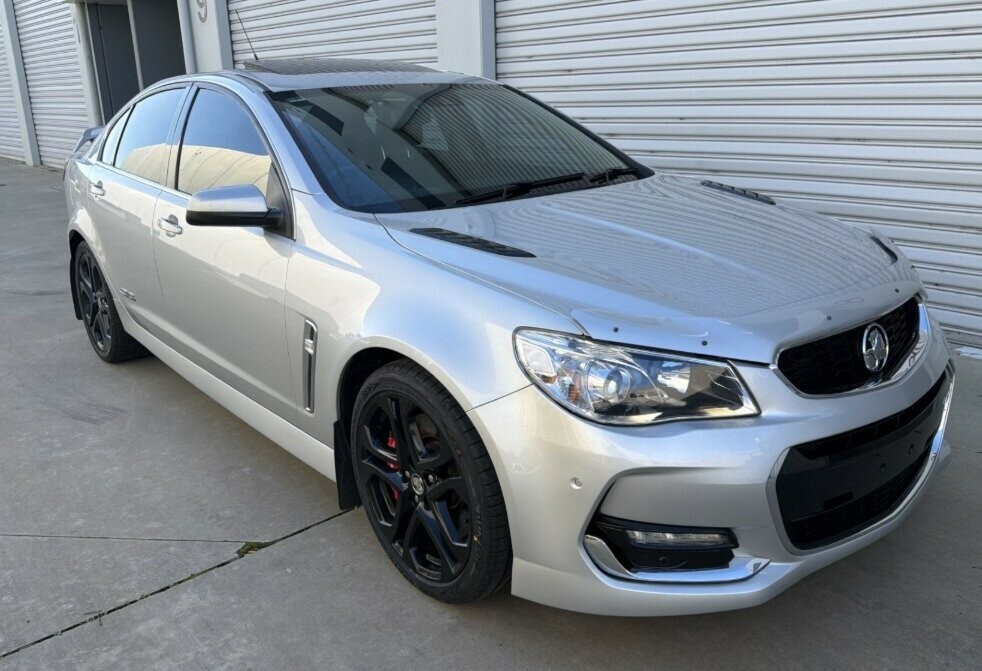 Holden Commodore image 1