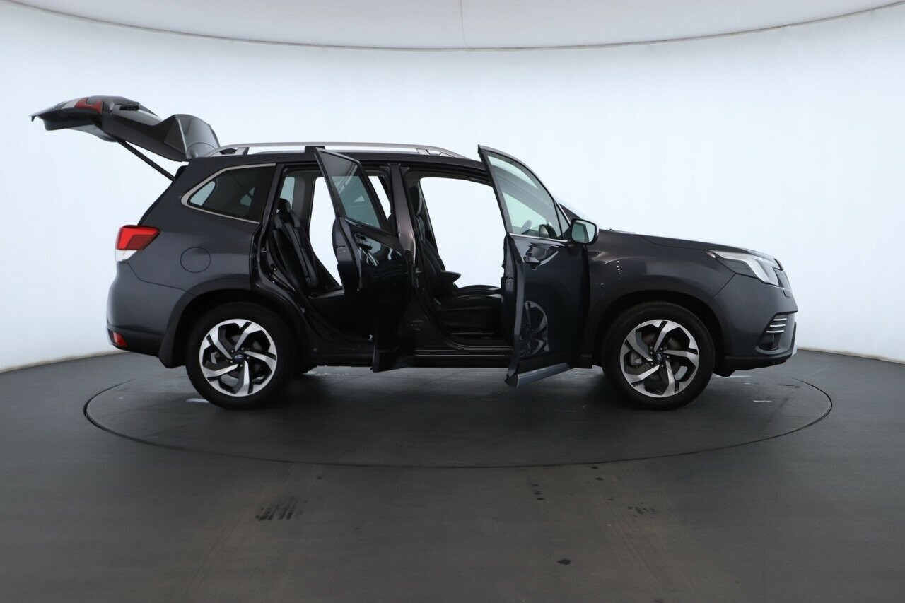 Subaru Forester image 2
