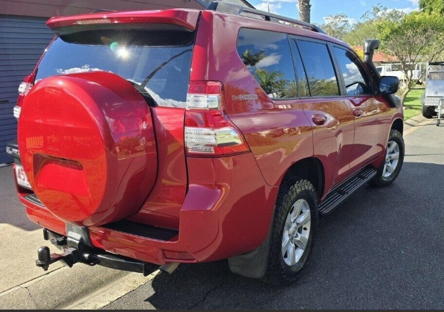 Toyota Landcruiser Prado image 3